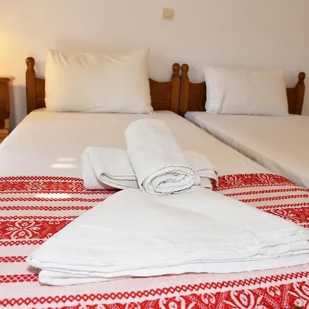 Andros 2 Berdrooms 4 Persons Cycladic House. *