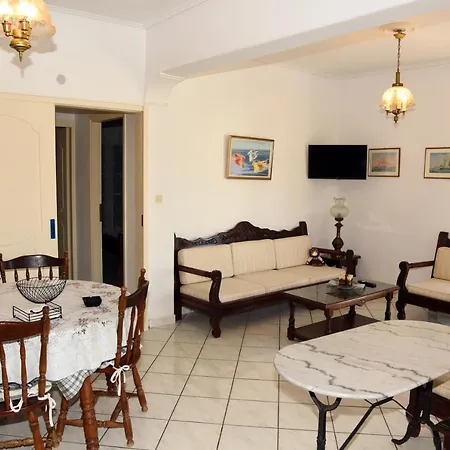 Andros 2 Berdrooms 4 Persons Cycladic House.