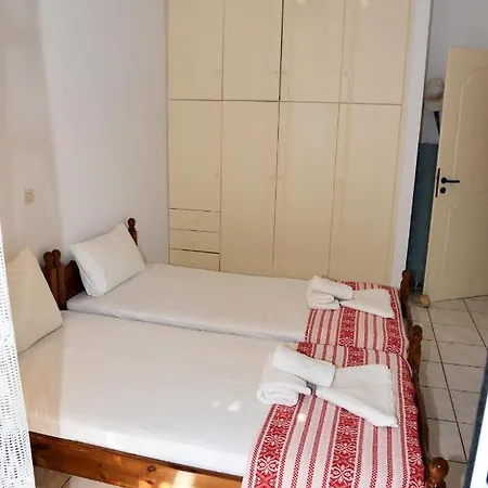 Andros 2 Berdrooms 4 Persons Cycladic House. *