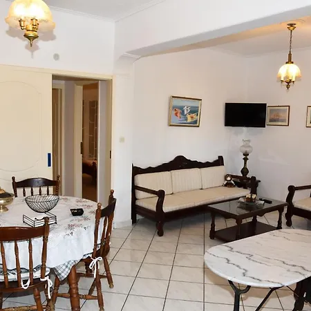 Andros 2 Berdrooms 4 Persons Cycladic House. Дом отдыха